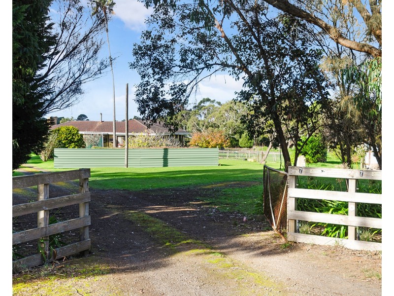 7 Lightbodys Road, Portland VIC 3305