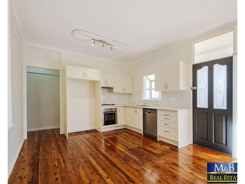 8 Graham Street, Doonside NSW 2767