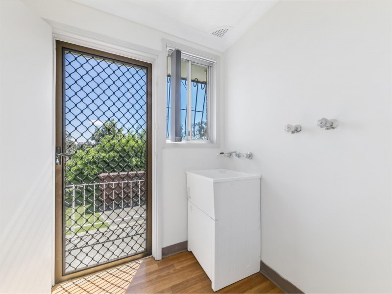 32 Nairana Drive, Marayong NSW 2148