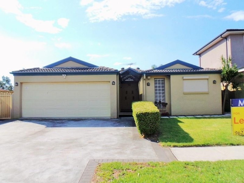 37 Cowper  Circle, Quakers Hill NSW 2763