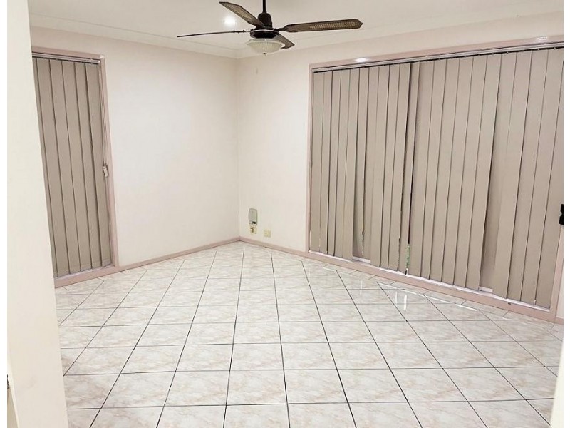 19 Balmain Place, Doonside NSW 2767