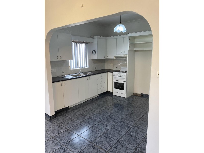 8 Wendover Street, Doonside NSW 2767