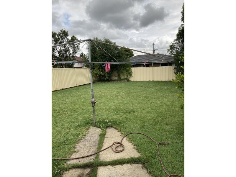 8 Wendover Street, Doonside NSW 2767