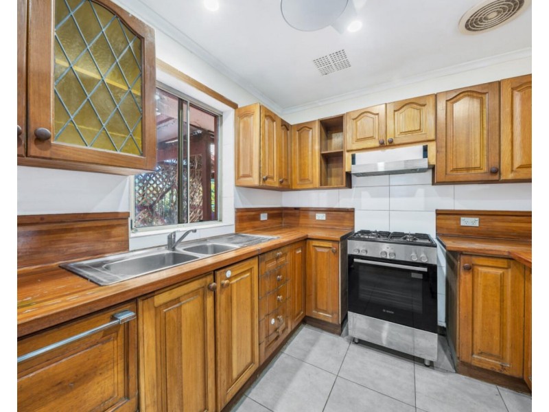 6 Rudd Place, Doonside NSW 2767