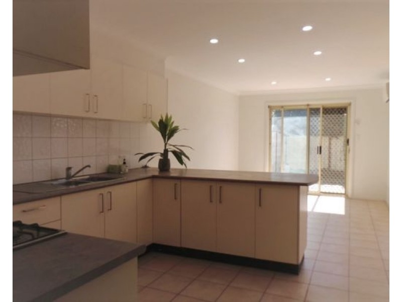 2/31 Florence Street, Oakhurst NSW 2761