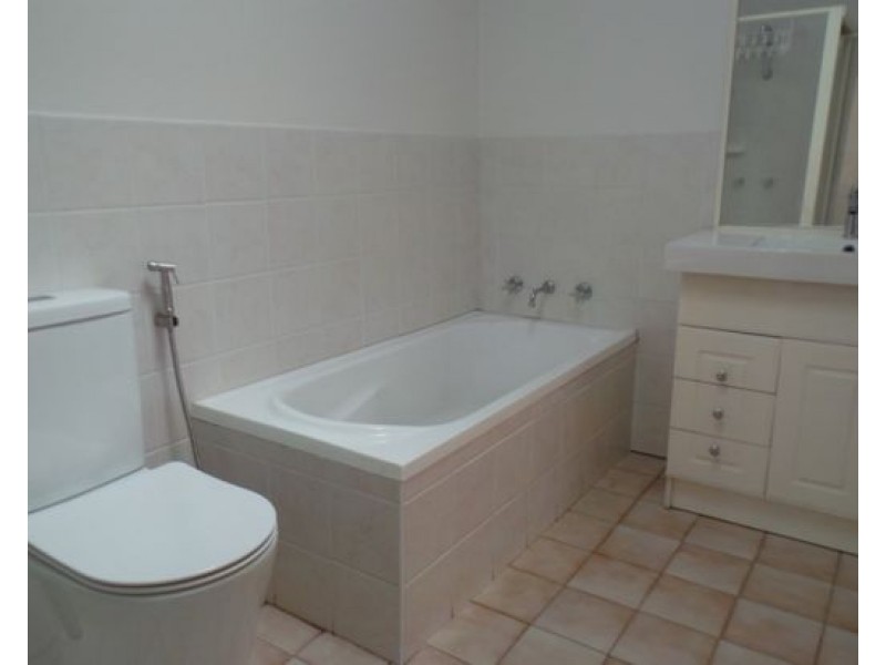 2/31 Florence Street, Oakhurst NSW 2761