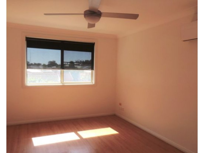 2/31 Florence Street, Oakhurst NSW 2761