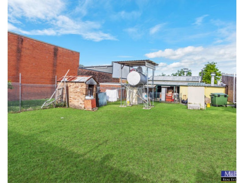 4 Hill End Road, Doonside NSW 2767