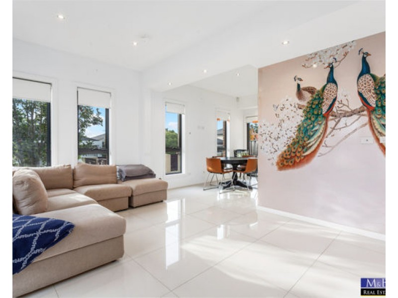 16 Centennial Drive, The Ponds NSW 2769