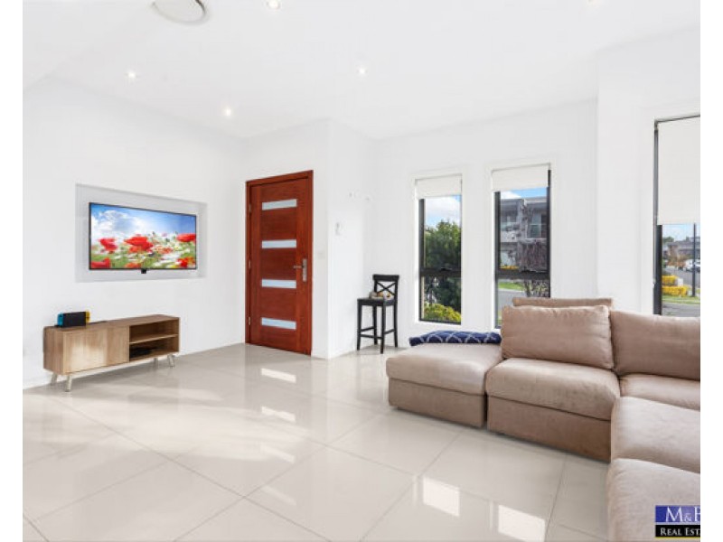 16 Centennial Drive, The Ponds NSW 2769