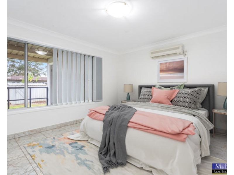 2 Moore Place, Doonside NSW 2767