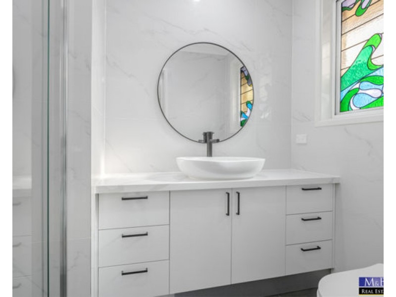 8 Nicolaidis Crescent, Rooty Hill NSW 2766