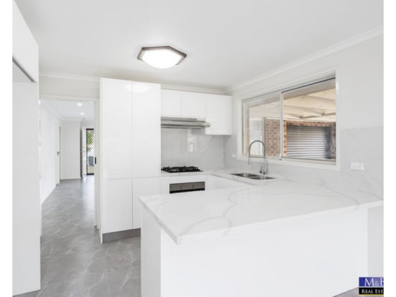 8 Nicolaidis Crescent, Rooty Hill NSW 2766