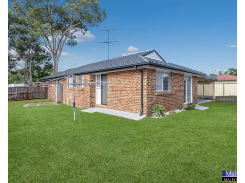 8 Nicolaidis Crescent, Rooty Hill NSW 2766