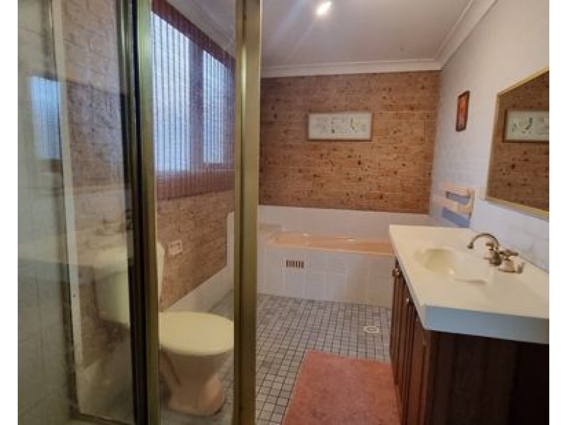 33A Coghlan Crescent, Doonside NSW 2767