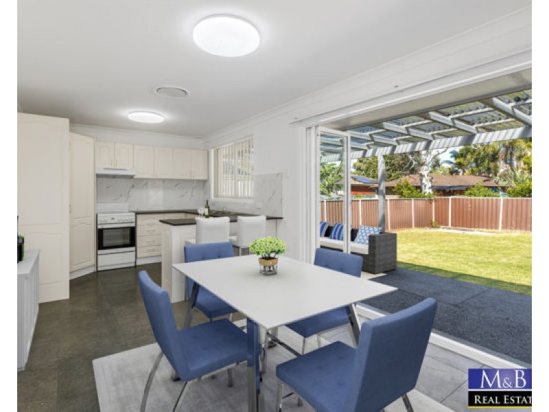 6 Hemsby Street, Doonside NSW 2767