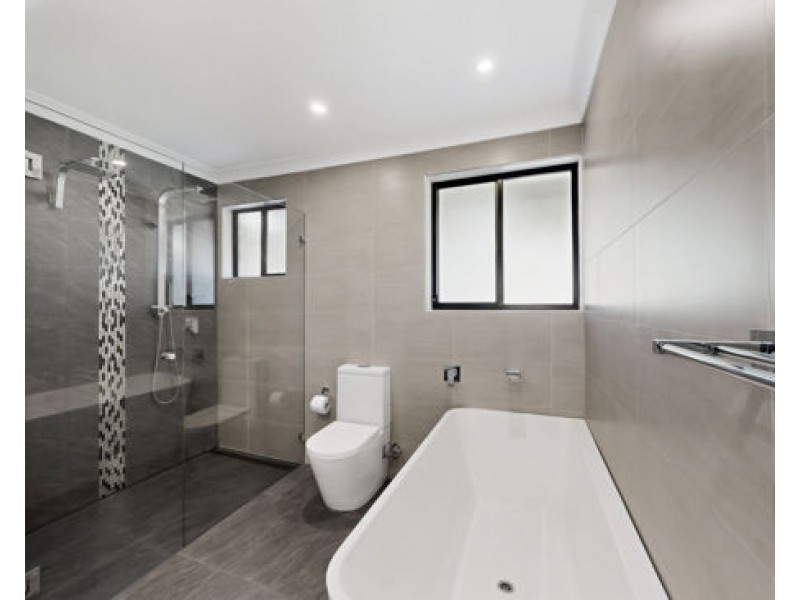 3 Eloura Street, Dharruk NSW 2770