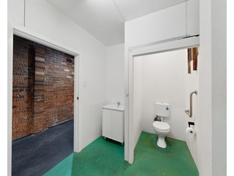 8 Hill End Road, Doonside NSW 2767