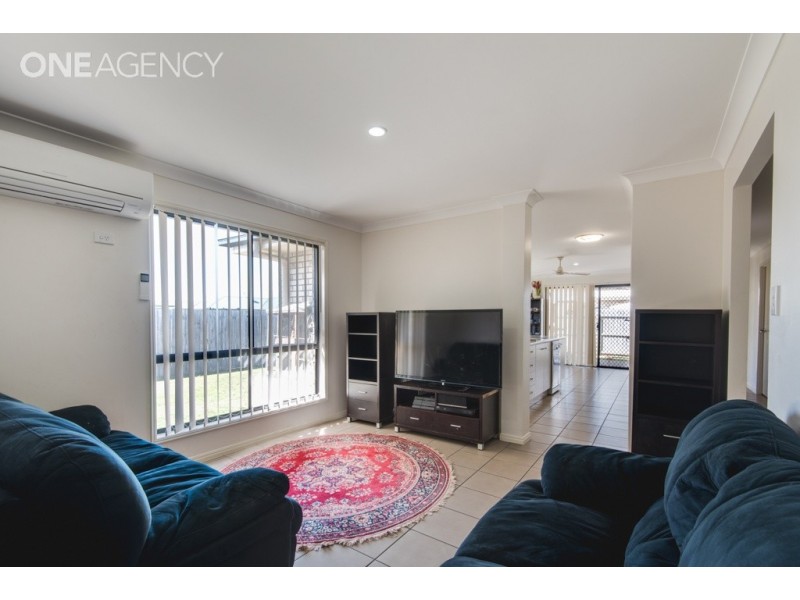 37 Searle Street, Thabeban QLD 4670