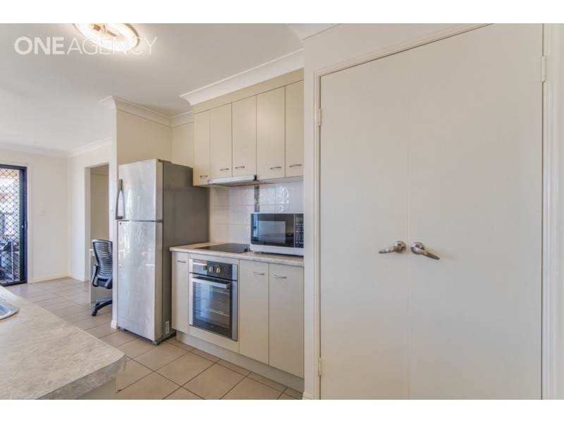 37 Searle Street, Thabeban QLD 4670