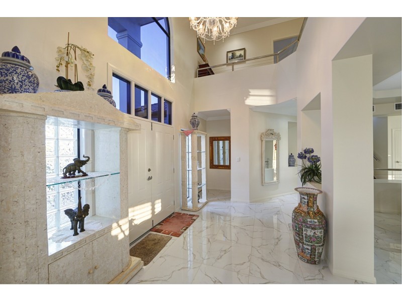 25 Coral Cove Drive, Coral Cove QLD 4670