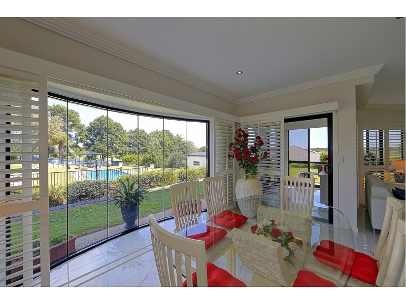 25 Coral Cove Drive, Coral Cove QLD 4670