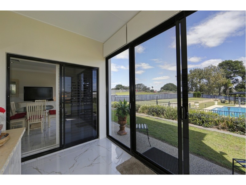 25 Coral Cove Drive, Coral Cove QLD 4670