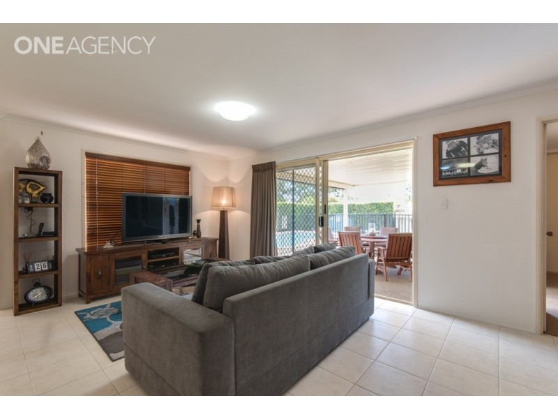 17 Tropicana Drive, Avoca QLD 4670