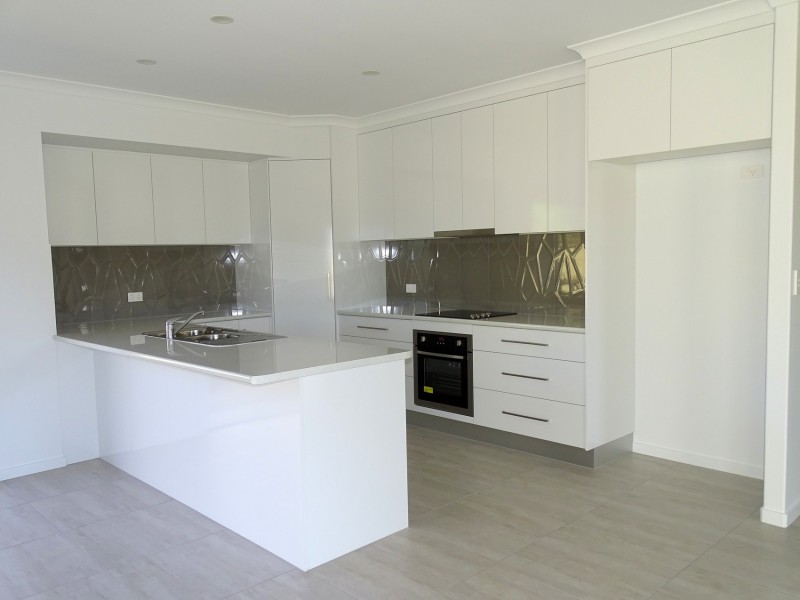 2 Tesch Street, Thabeban QLD 4670