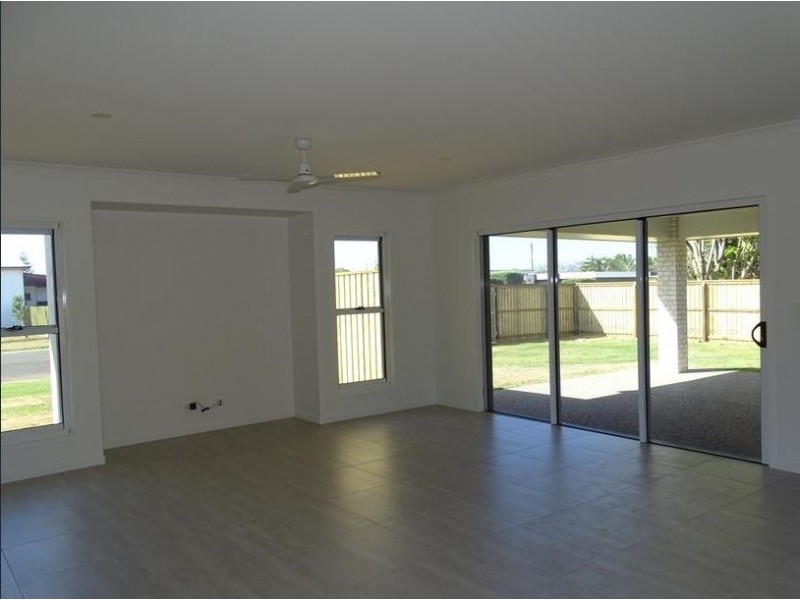 2 Tesch Street, Thabeban QLD 4670