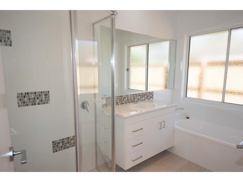 2 Tesch Street, Thabeban QLD 4670