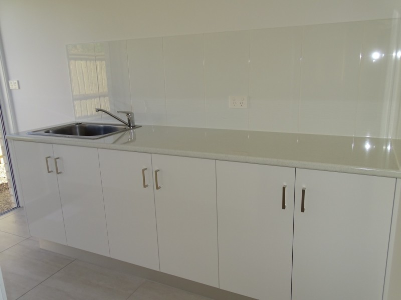 2 Tesch Street, Thabeban QLD 4670