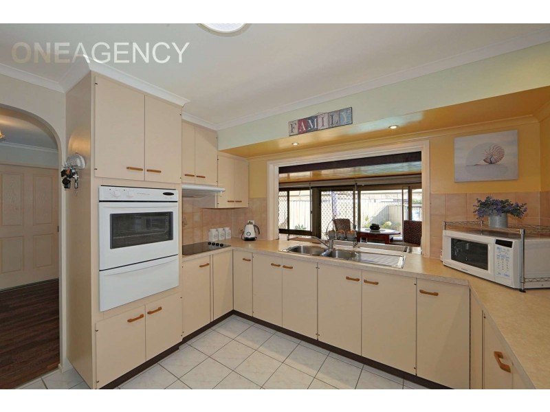 18 Donovan Street, Kepnock QLD 4670