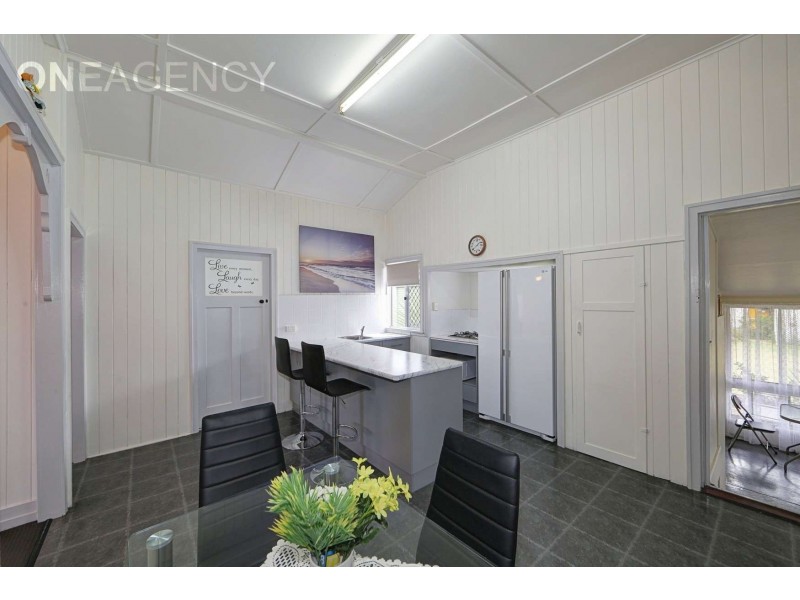 1 Hurst Street, Walkervale QLD 4670