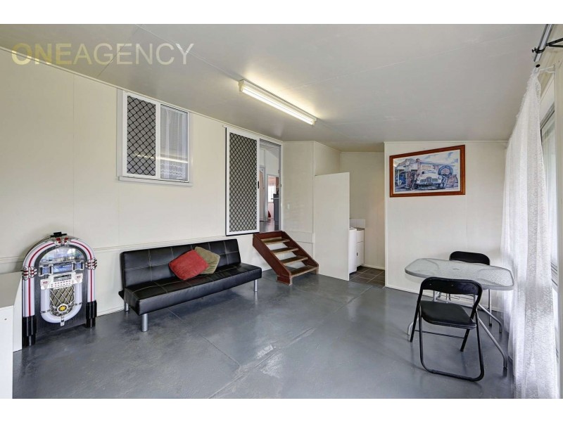 1 Hurst Street, Walkervale QLD 4670