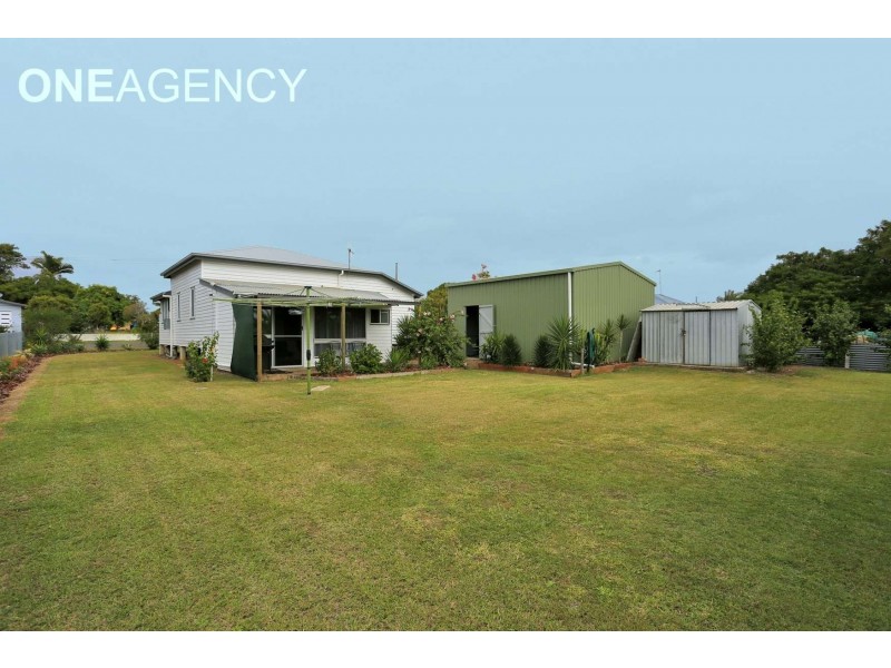1 Hurst Street, Walkervale QLD 4670