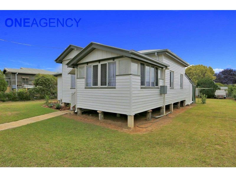 1 Hurst Street, Walkervale QLD 4670