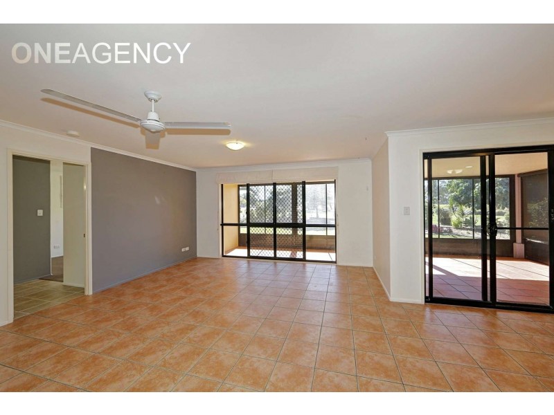 24/5 Chantelle Circuit, Coral Cove QLD 4670