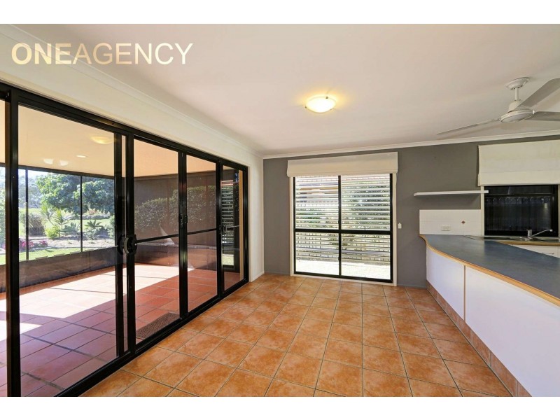 24/5 Chantelle Circuit, Coral Cove QLD 4670