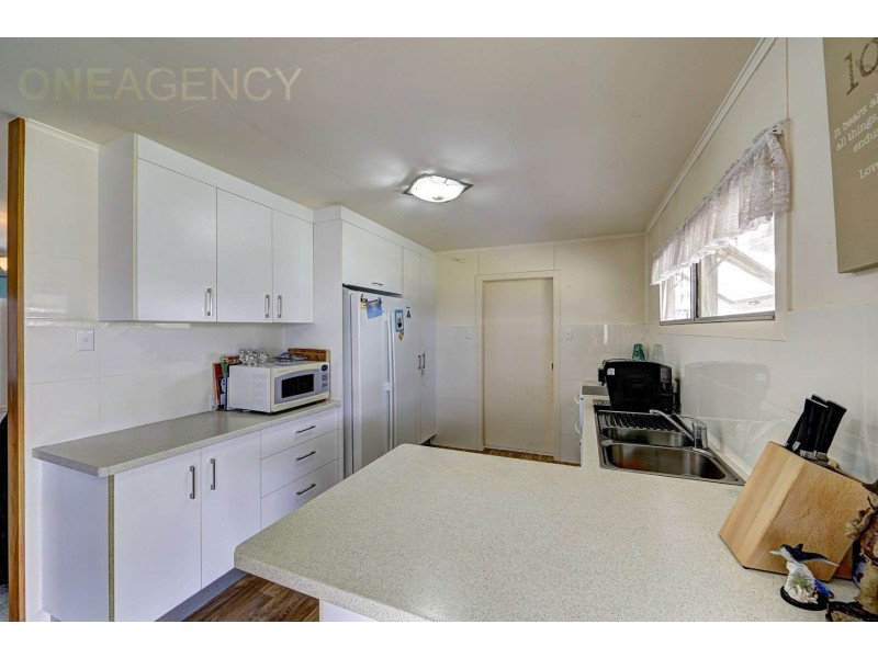 11 Totten Street, Kepnock QLD 4670