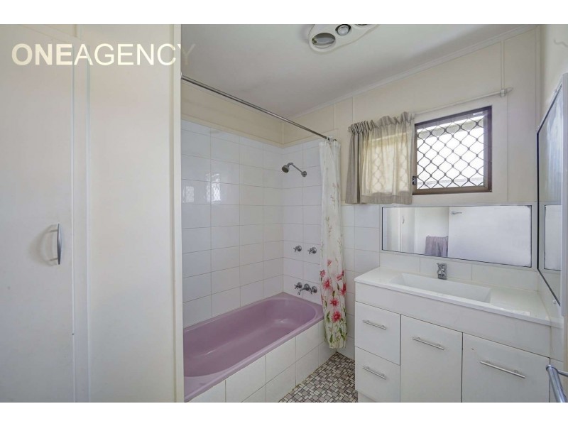 11 Totten Street, Kepnock QLD 4670