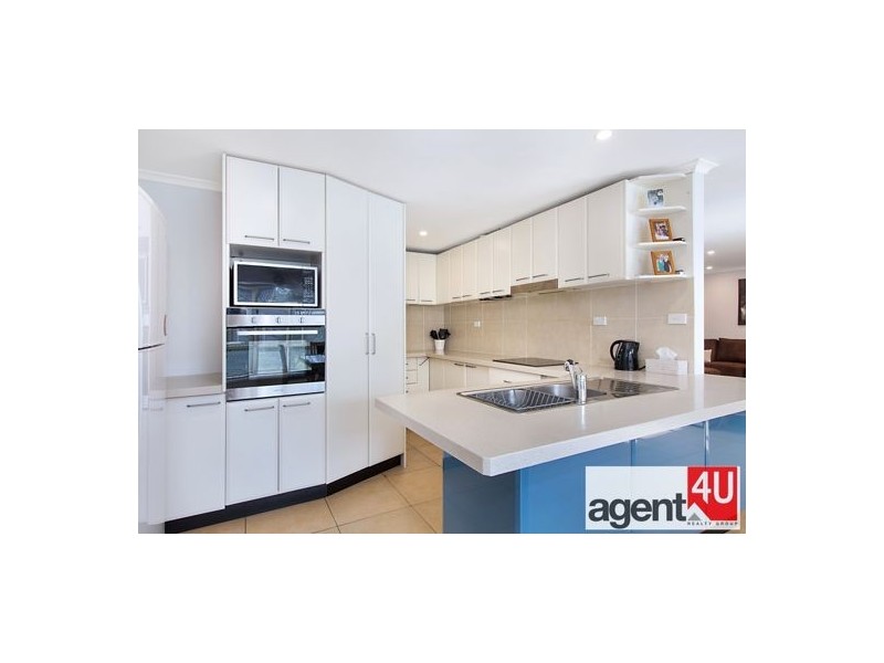 9 Hughes Street, Londonderry NSW 2753