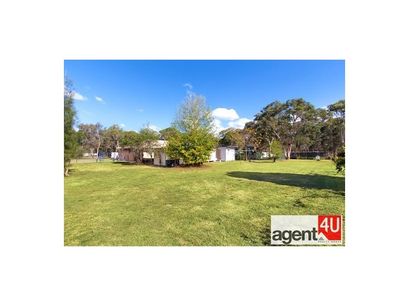 9 Hughes Street, Londonderry NSW 2753