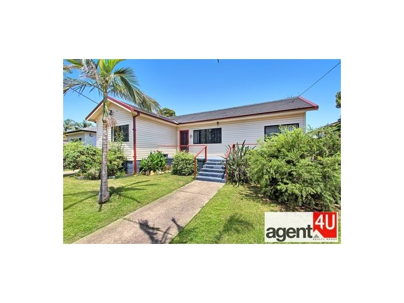 8 Willawa Road, Penrith NSW 2750
