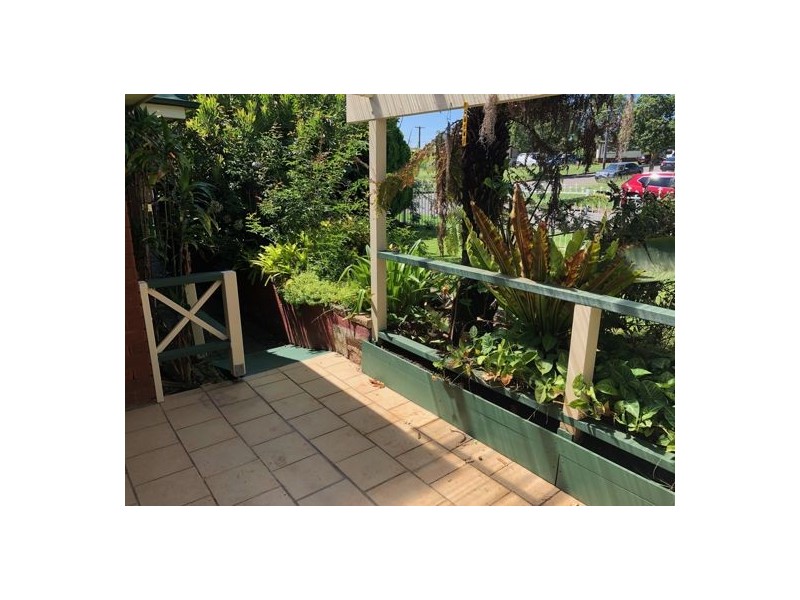 9 Hollier Street, Cambridge Park NSW 2747