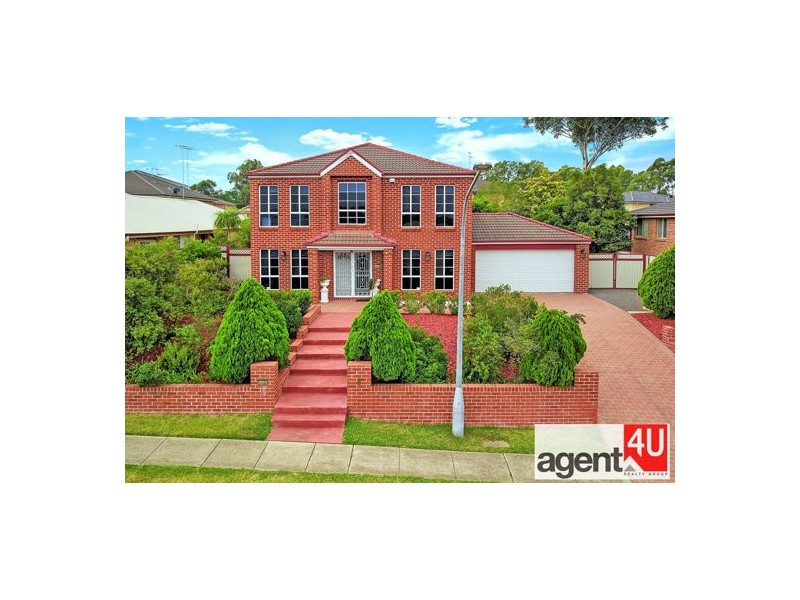 8 Middleton Avenue, Cranebrook NSW 2749