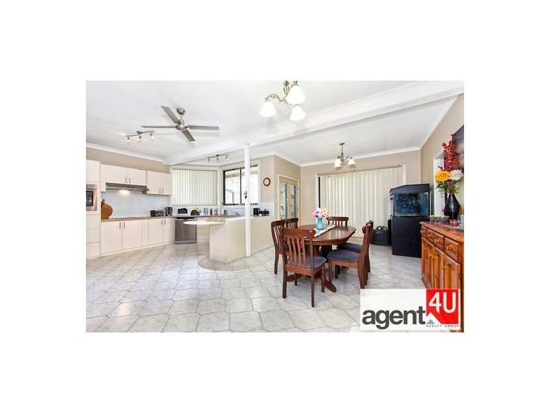 8 Willawa Road, Penrith NSW 2750