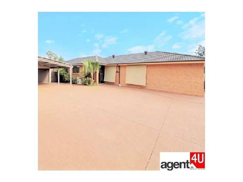 4 Rosella Place, Cranebrook NSW 2749