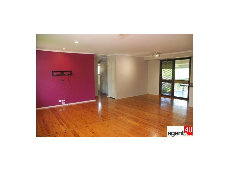 4 Rosella Place, Cranebrook NSW 2749