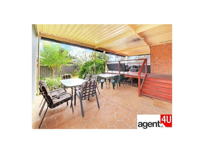 4 Rosella Place, Cranebrook NSW 2749